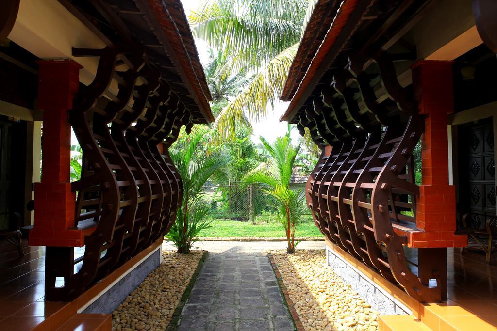 Athreya Ayureveda Centre Kottayam Exterior photo