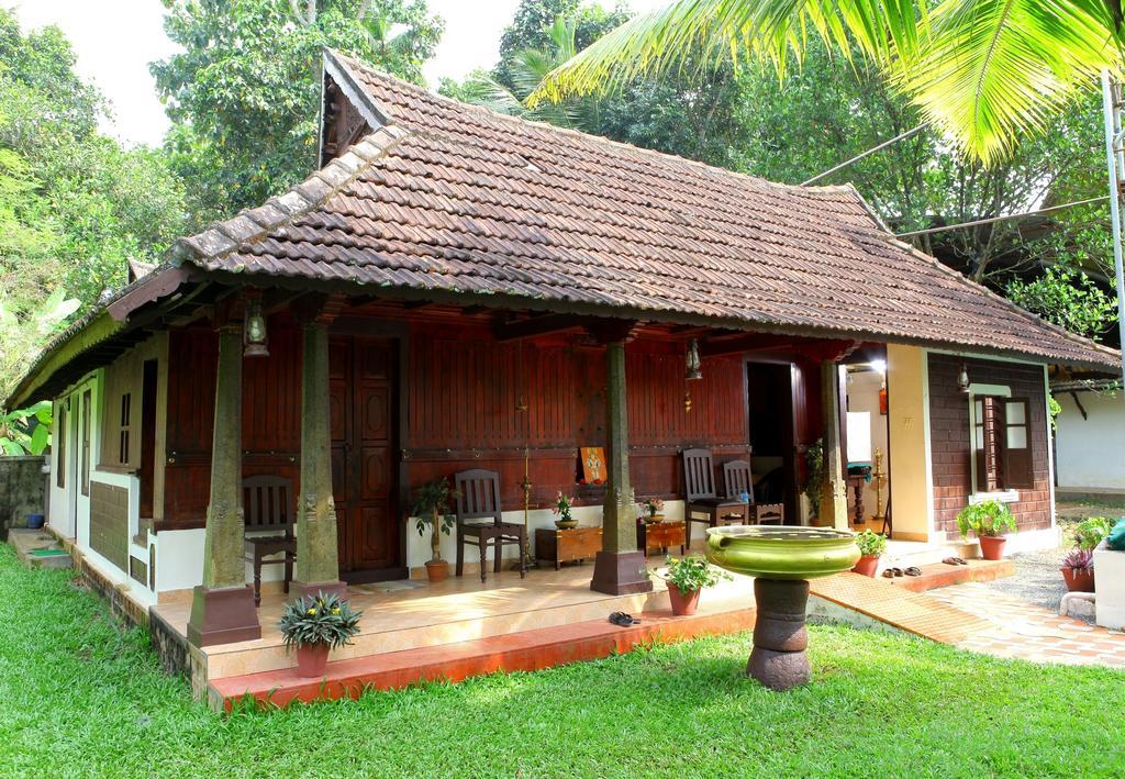 Athreya Ayureveda Centre Kottayam Exterior photo