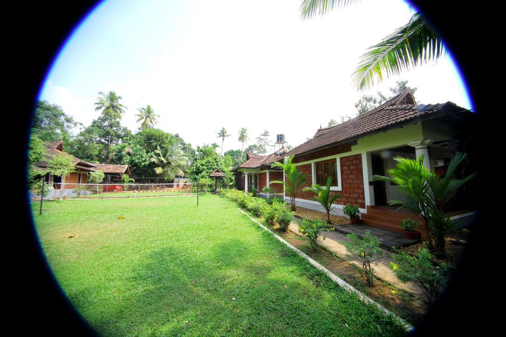 Athreya Ayureveda Centre Kottayam Exterior photo