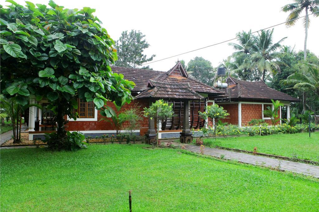 Athreya Ayureveda Centre Kottayam Exterior photo